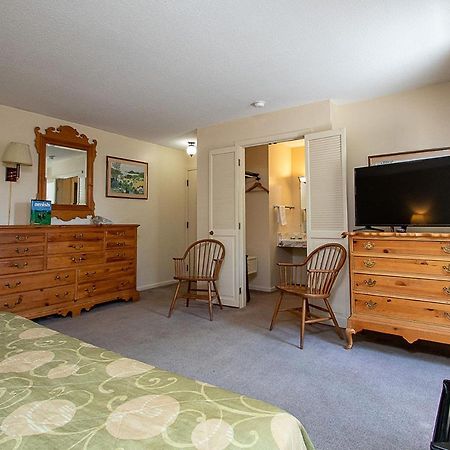 Country Squire Inn And Suites Coshocton Екстериор снимка
