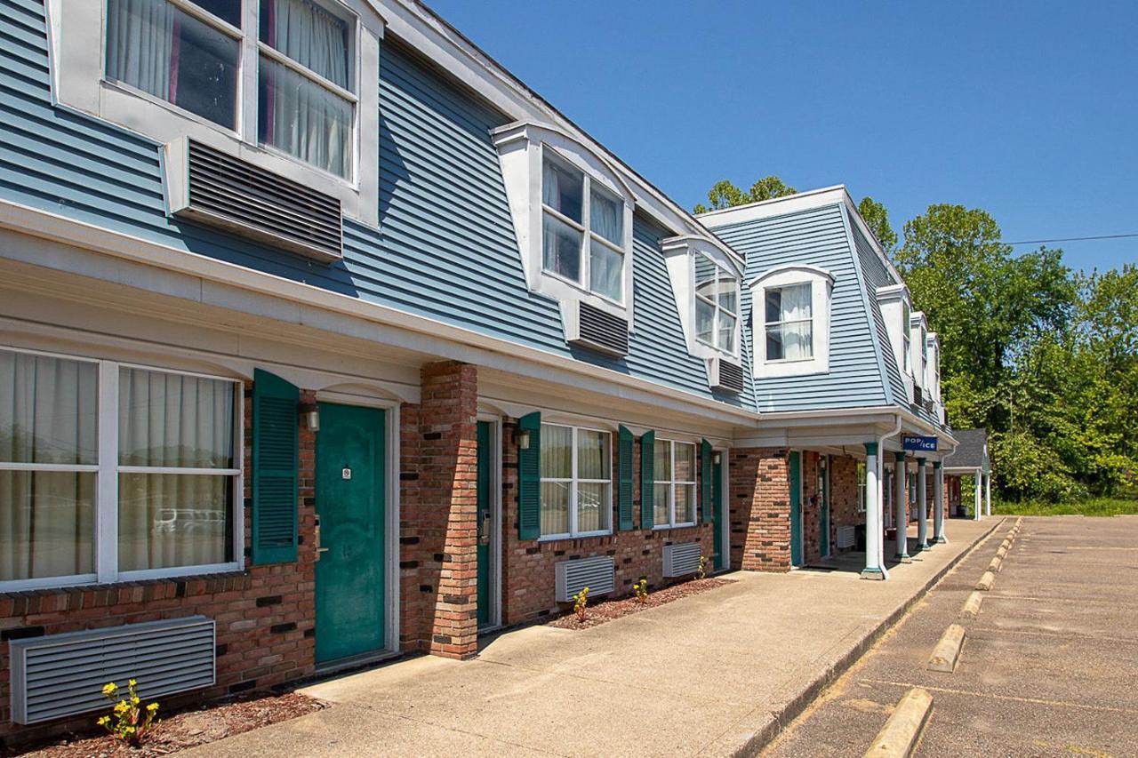 Country Squire Inn And Suites Coshocton Екстериор снимка